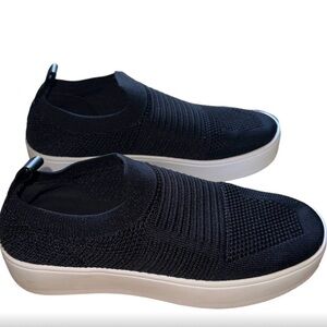 Steve Madden Black Knit Slip-On Sneakers